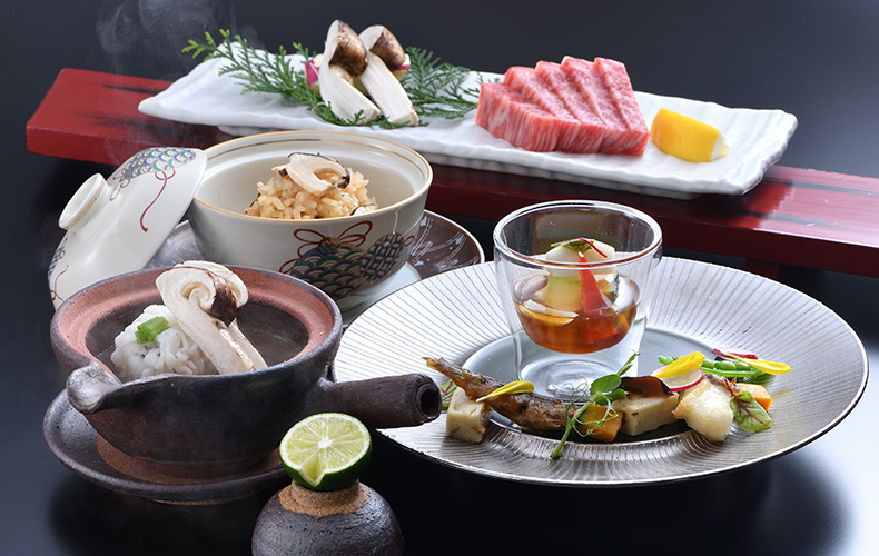 秋の味覚「松茸」と「認証近江牛」を満喫する京風会席